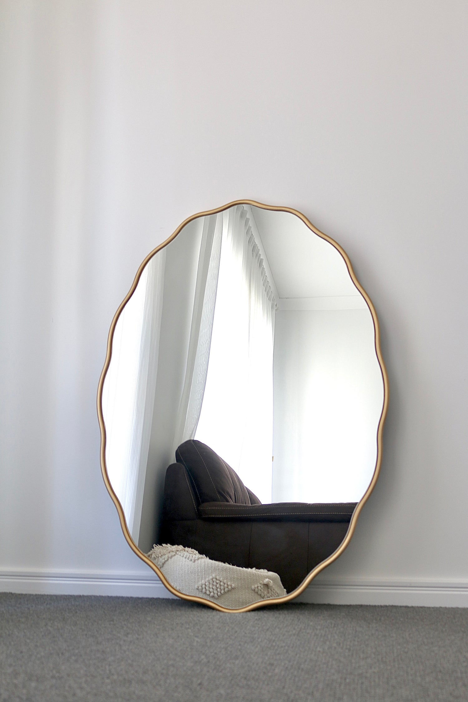 [Free Delivery]Gold Wavey Oval Mirror 100CM x 70CM